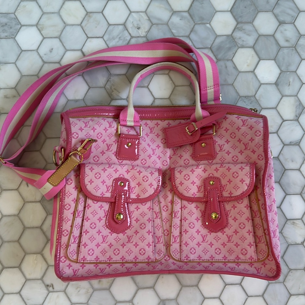 Rare Louis Vuitton Hot Pink Messenger Bag Early 2000. Gem
